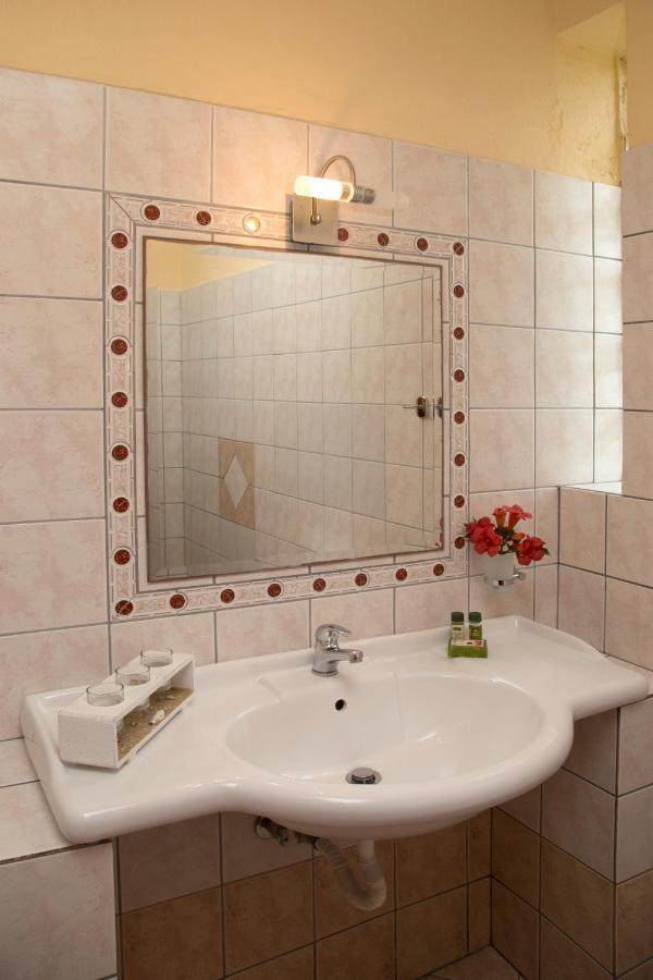 Arion Apartments سكالا بوتامياس المظهر الخارجي الصورة